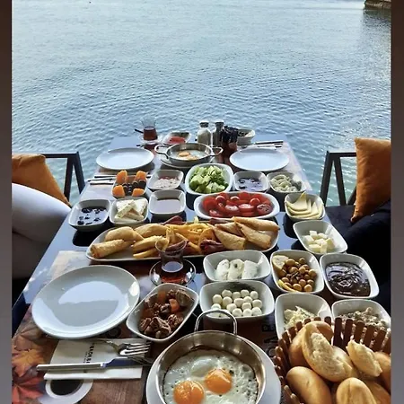 Yakamoz Apart Muğla